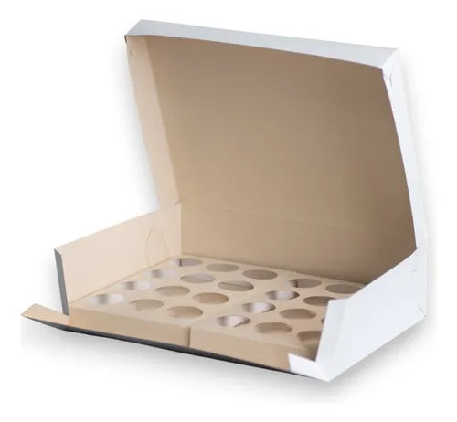 cod: 4389 (25u) CAJA 24 MINICUPCAKES CON CA SHOT U - medida: 34.5x26x10