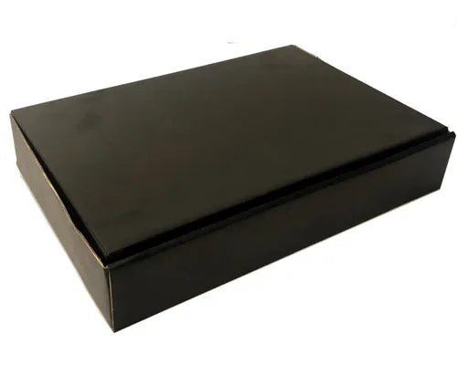 cod: 3981 (50u) CAJA PREMIUM SUSHI ALFAJOR APTA LÍQUIDOS NEGRO - medida: 28x20x5